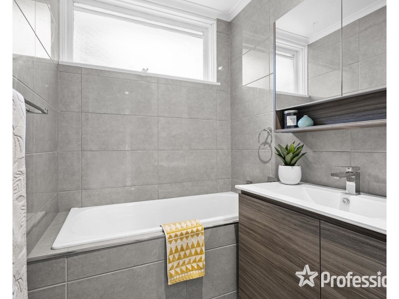 8/14 Tintern Avenue, Bayswater North VIC 3153