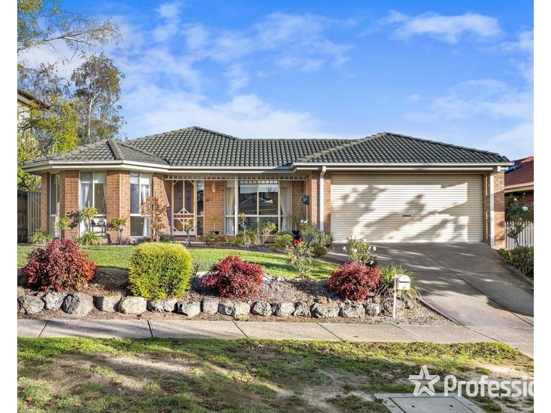 13 Clinton Lane, Chirnside Park VIC 3116