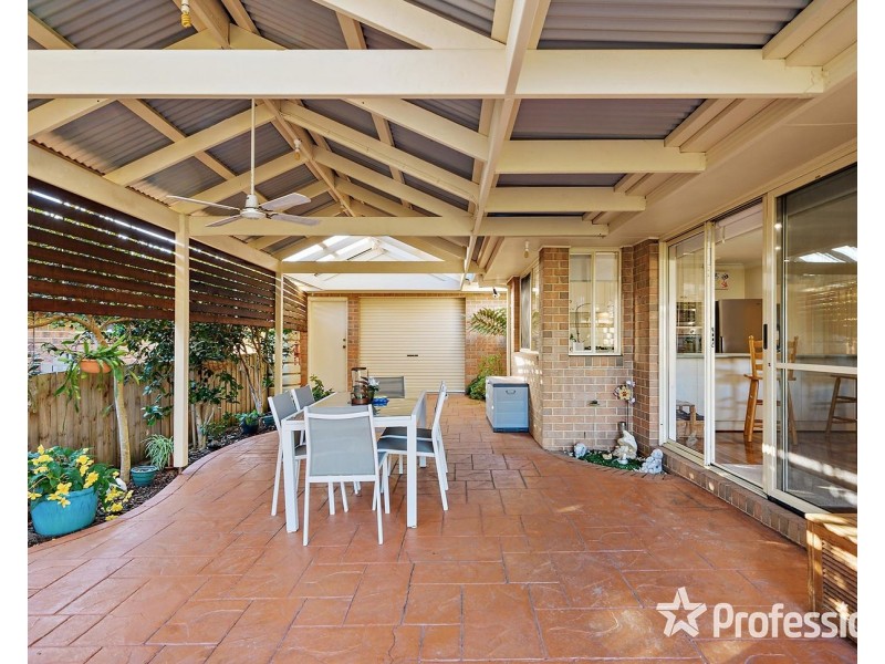 13 Clinton Lane, Chirnside Park VIC 3116