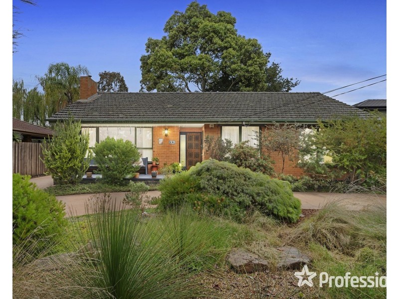 35 Binbrook Drive, Croydon VIC 3136