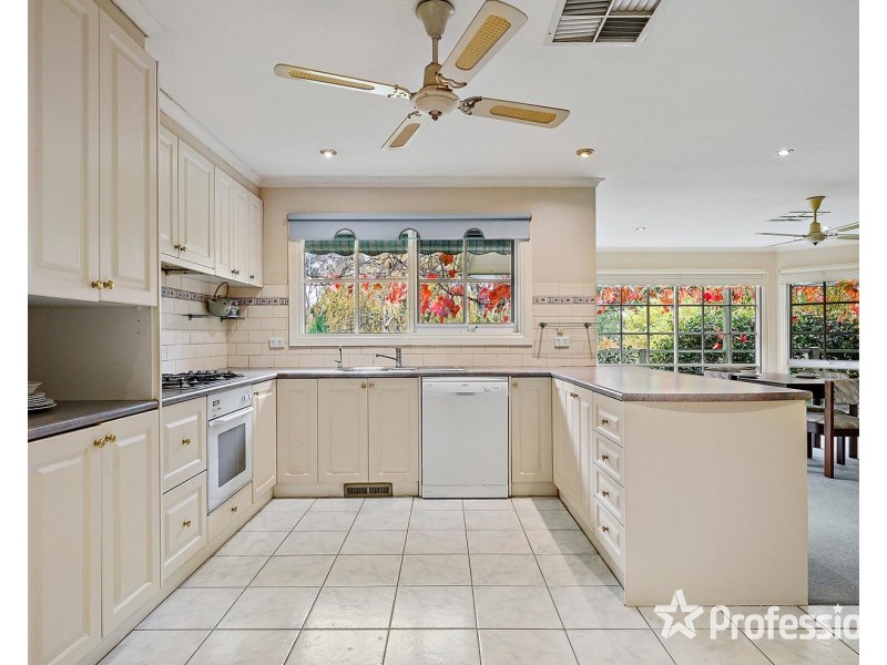 28 Edinburgh Road, Lilydale VIC 3140