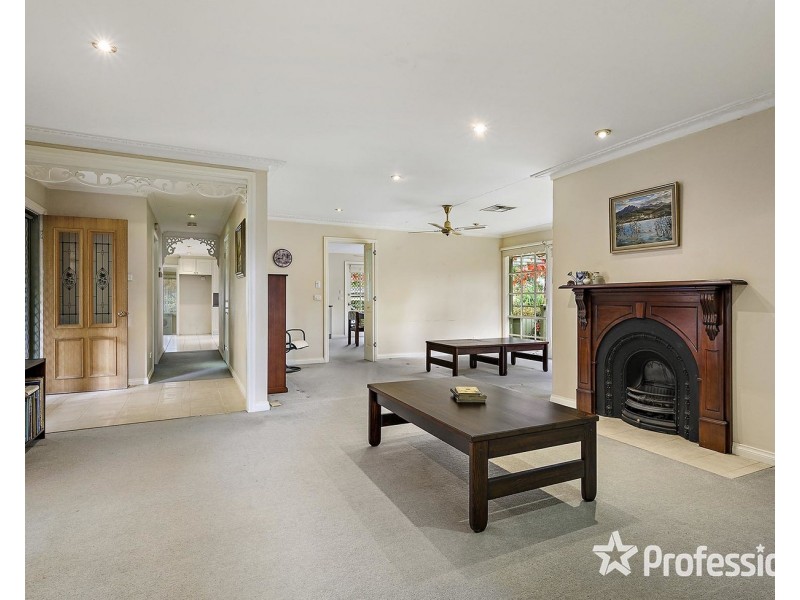 28 Edinburgh Road, Lilydale VIC 3140