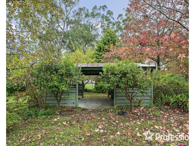 28 Edinburgh Road, Lilydale VIC 3140