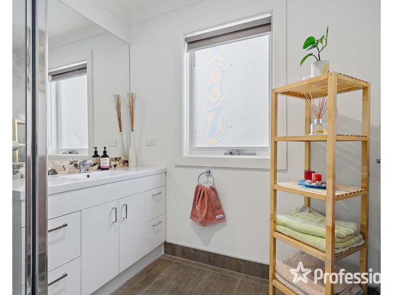 1/41 Eothen Lane, Kilsyth VIC 3137