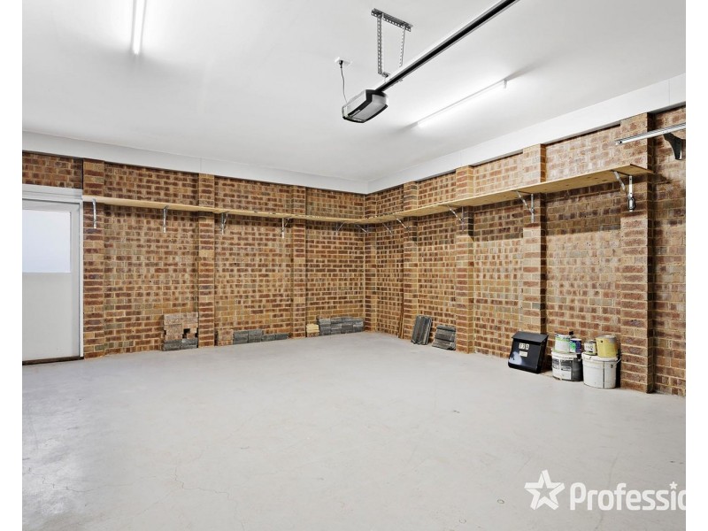 77a Mount View Parade, Croydon VIC 3136