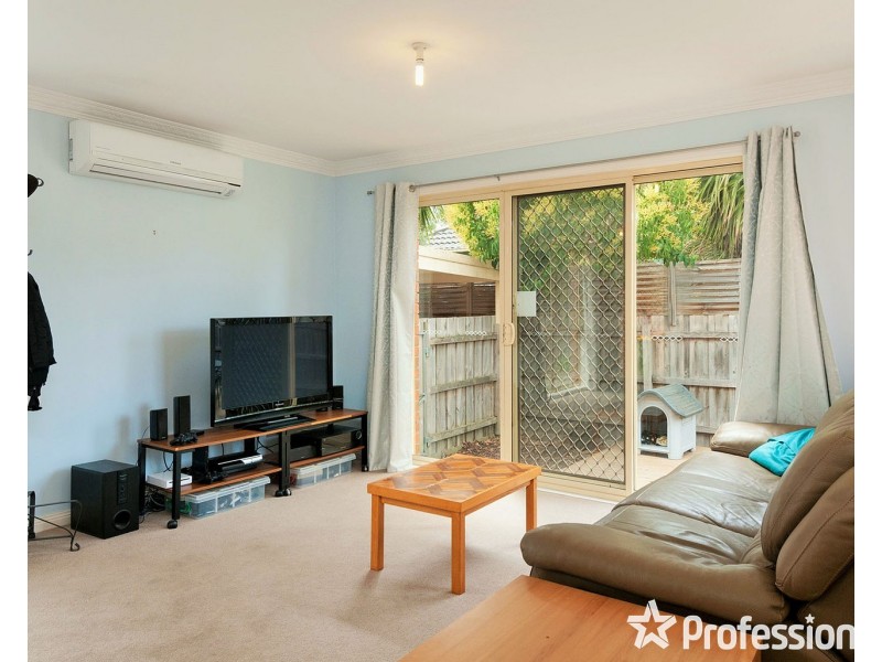 3/21 Luscombe Court, Kilsyth VIC 3137