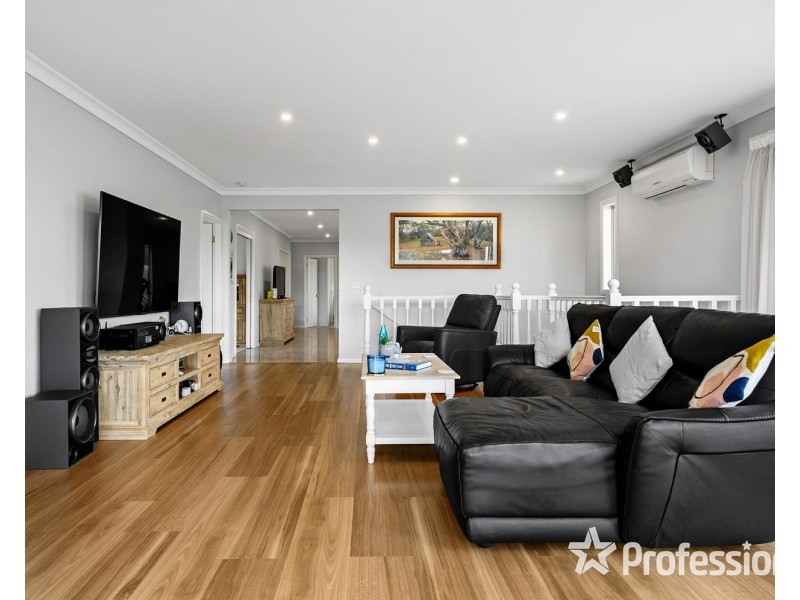 11 Melody Close, Lilydale VIC 3140