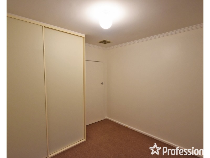 1/3 Wickham Road, Croydon VIC 3136