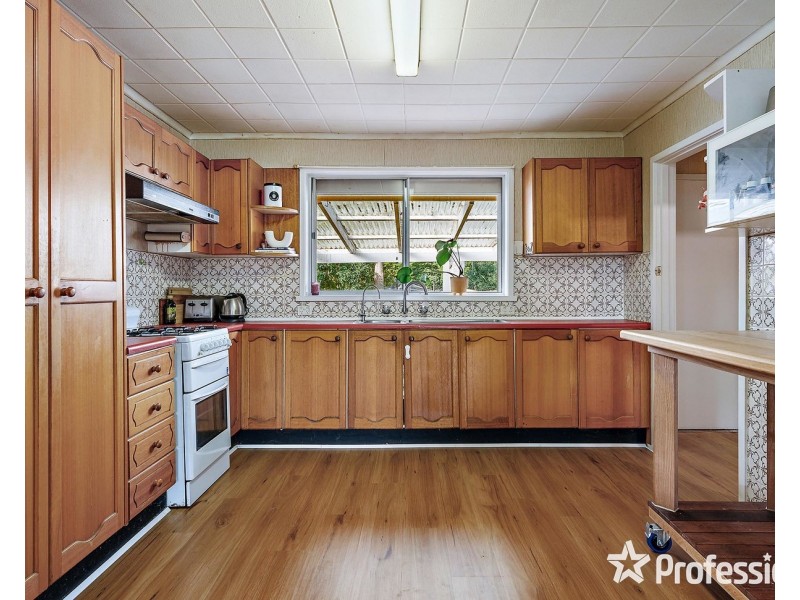 1 Donne Court, Mooroolbark VIC 3138