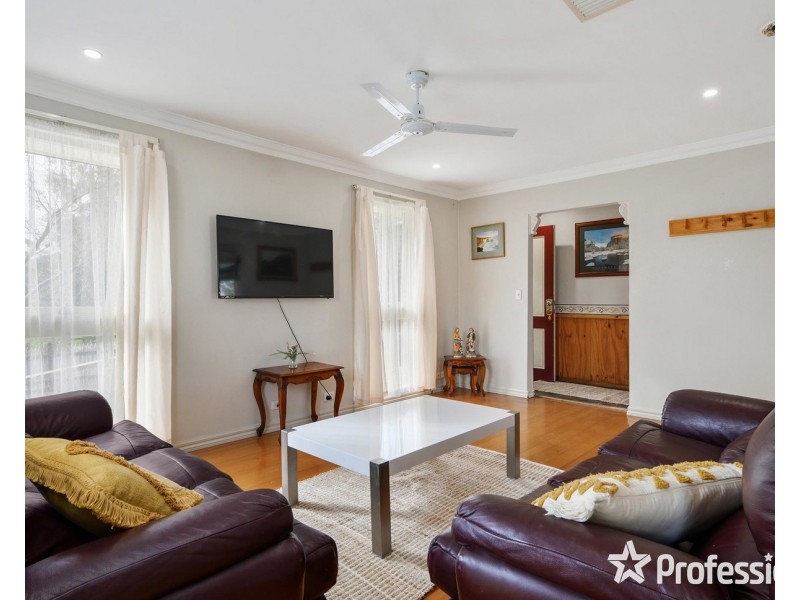 29 Mirang Avenue, Croydon VIC 3136