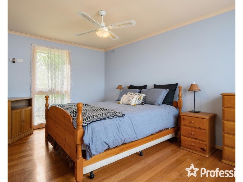 29 Mirang Avenue, Croydon VIC 3136