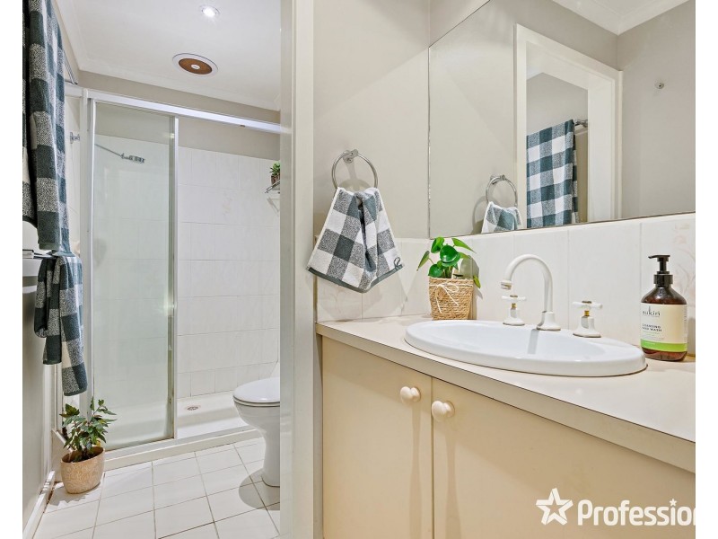 17 Graneby Rise, Mount Evelyn VIC 3796