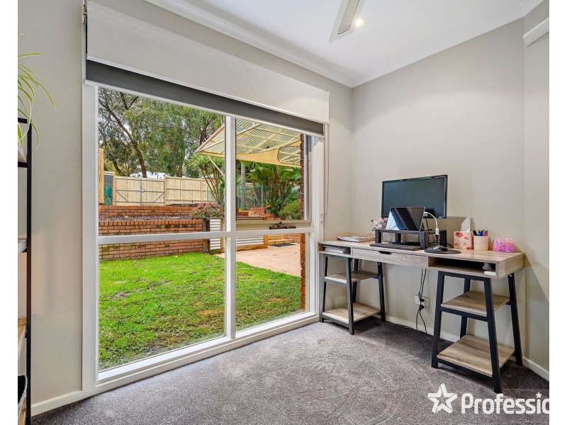 17 Graneby Rise, Mount Evelyn VIC 3796