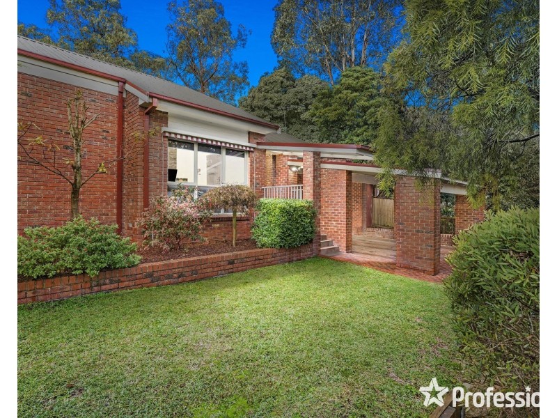 17 Graneby Rise, Mount Evelyn VIC 3796