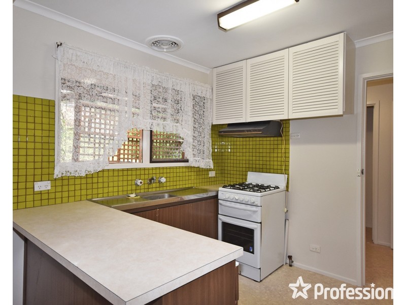 214 Manchester Road, Mooroolbark VIC 3138