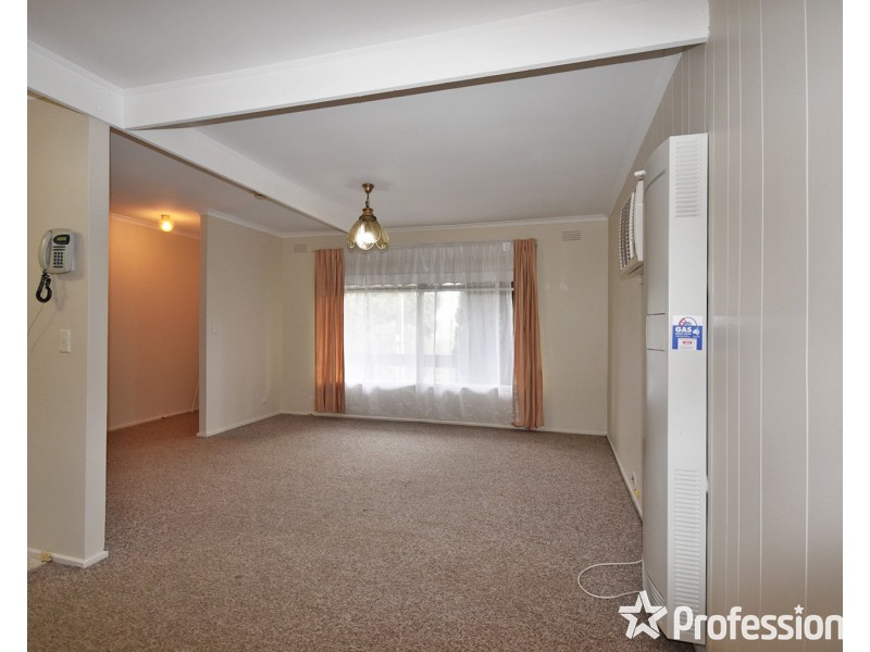 214 Manchester Road, Mooroolbark VIC 3138