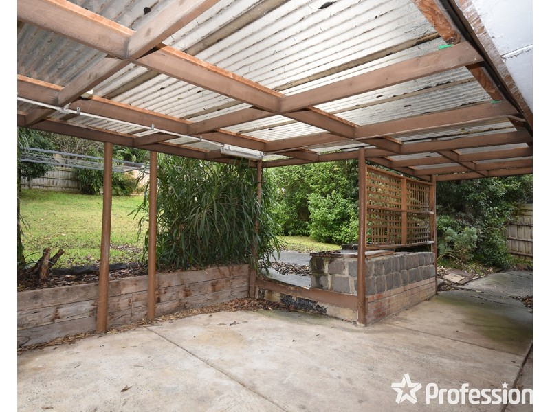 214 Manchester Road, Mooroolbark VIC 3138