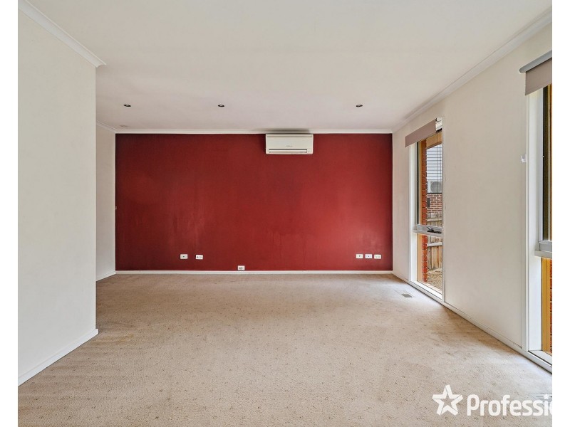 48 Winyard Drive, Mooroolbark VIC 3138