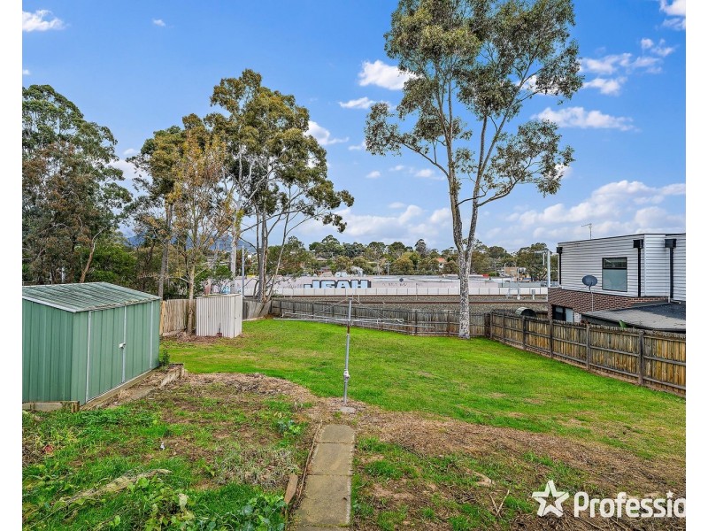 48 Winyard Drive, Mooroolbark VIC 3138
