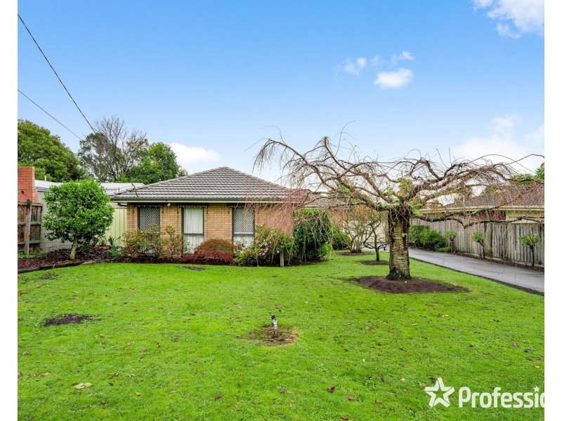 34 Meadowgate Drive, Chirnside Park VIC 3116