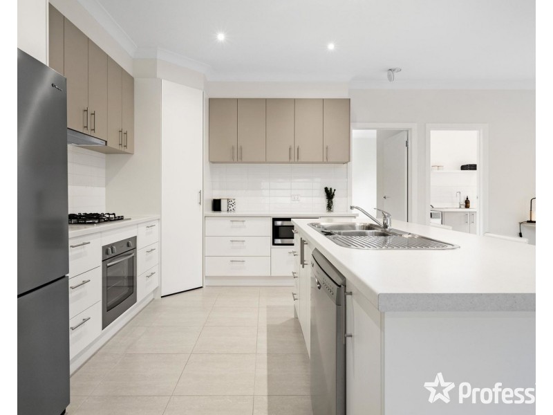 29 Beatrice Street, Kilsyth VIC 3137