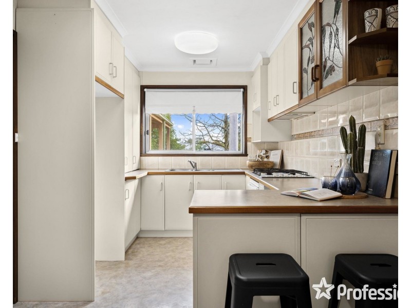 87 Pembroke Road, Mooroolbark VIC 3138