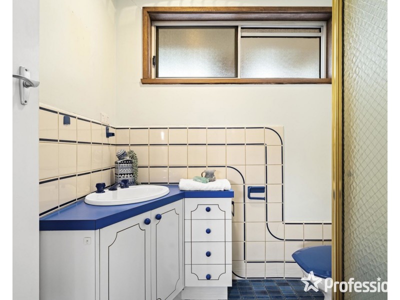 87 Pembroke Road, Mooroolbark VIC 3138