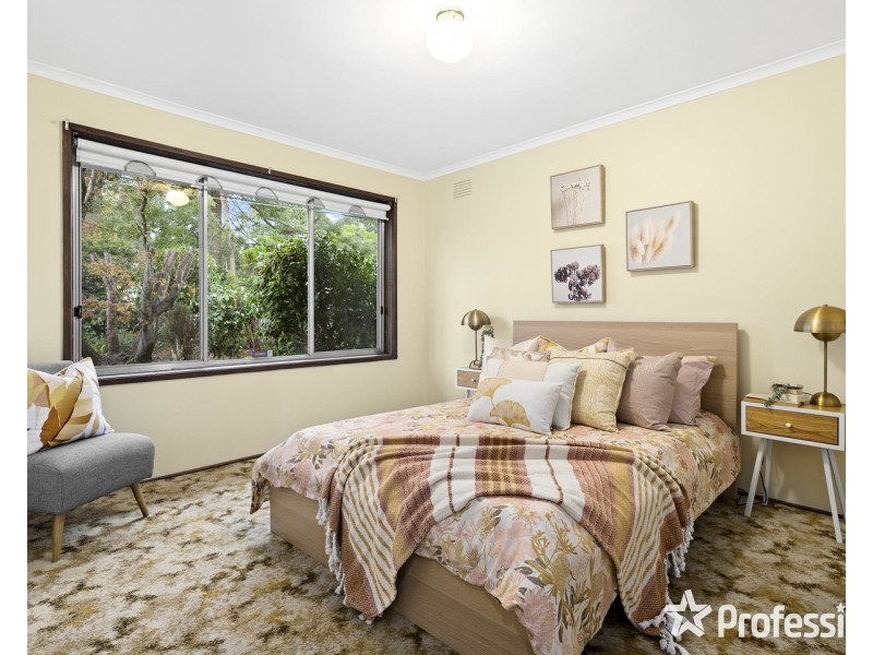87 Pembroke Road, Mooroolbark VIC 3138