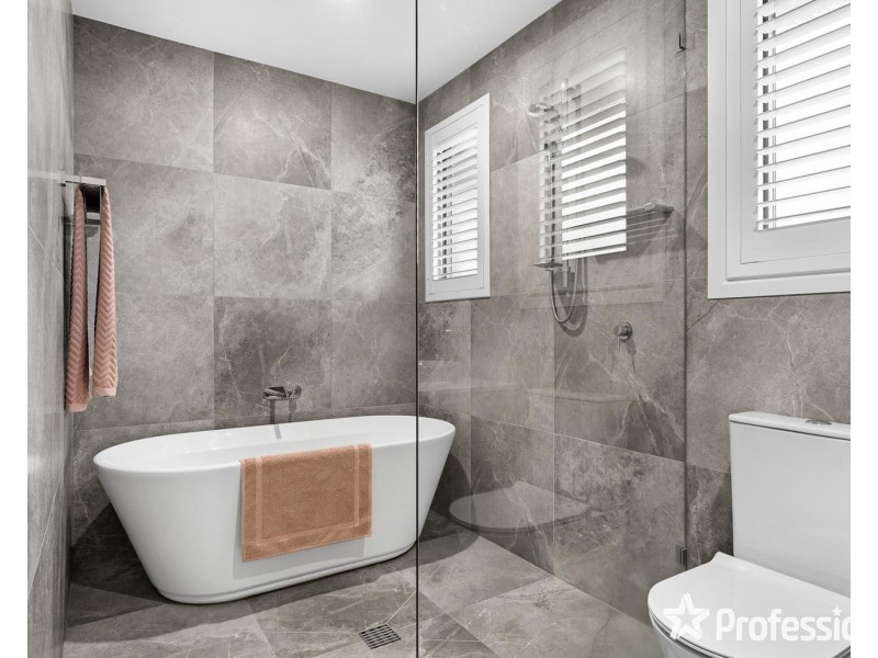 2a Chippendale Court, Chirnside Park VIC 3116