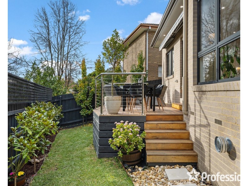 2a Chippendale Court, Chirnside Park VIC 3116