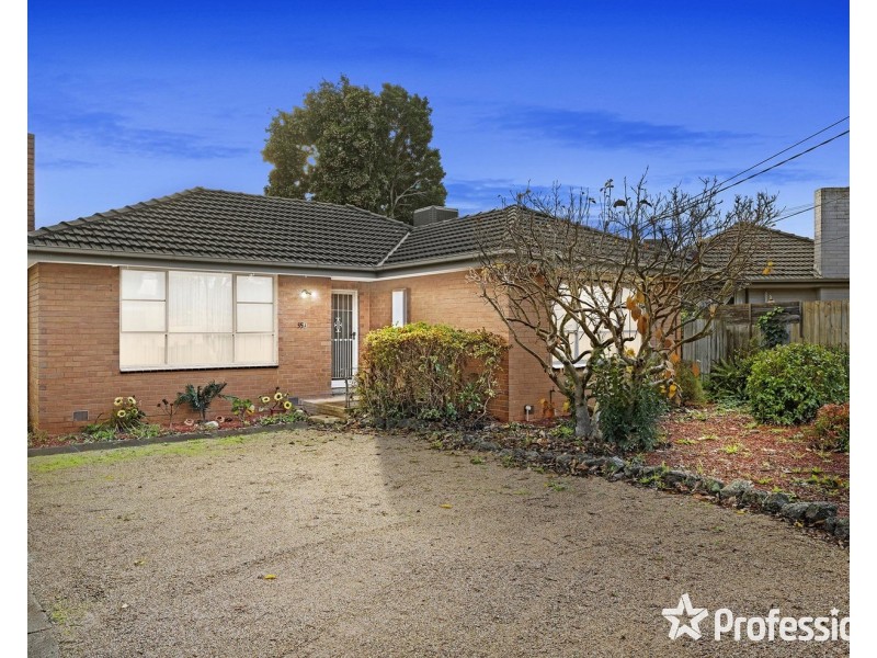 35a Lomond Avenue, Kilsyth VIC 3137