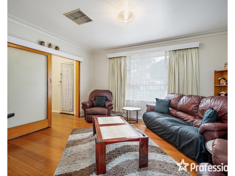 35a Lomond Avenue, Kilsyth VIC 3137