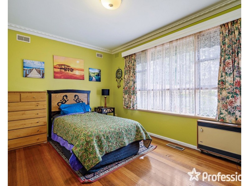 35a Lomond Avenue, Kilsyth VIC 3137