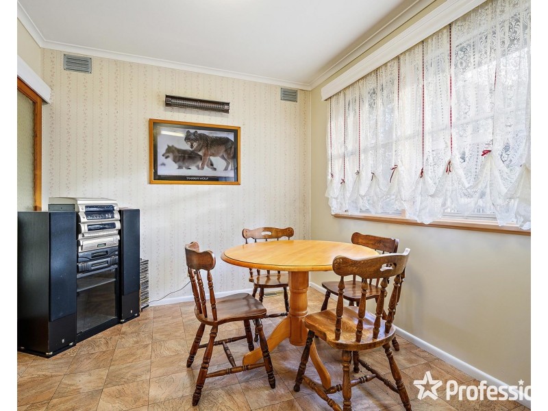 35a Lomond Avenue, Kilsyth VIC 3137