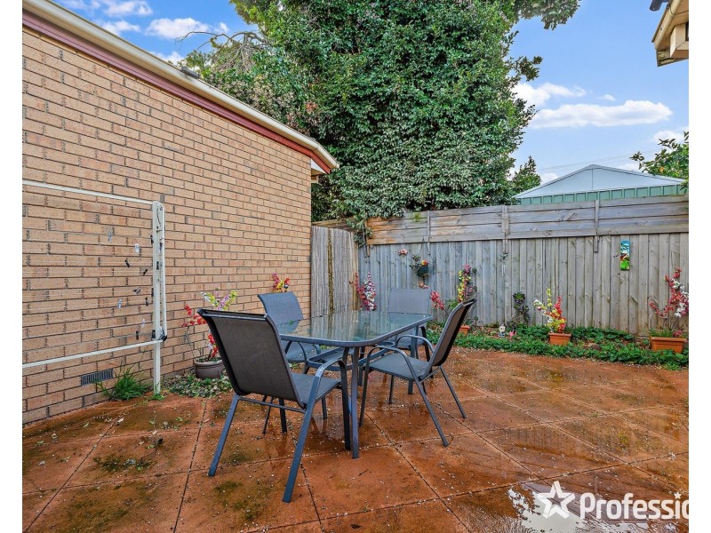 35a Lomond Avenue, Kilsyth VIC 3137
