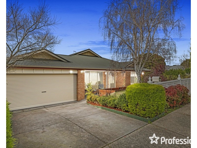 44 Carronvale Road, Mooroolbark VIC 3138