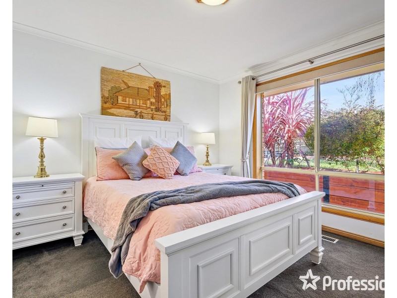 44 Carronvale Road, Mooroolbark VIC 3138
