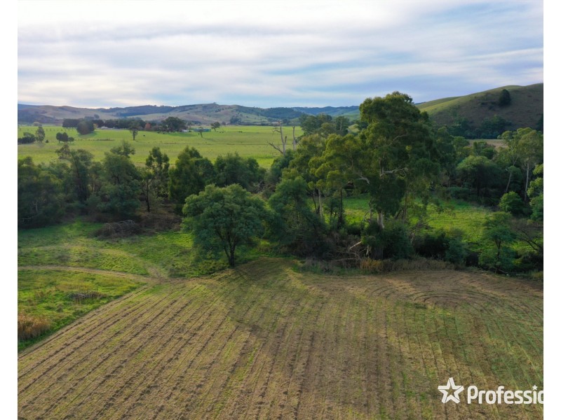 16 Break Oday Road, Glenburn VIC 3717