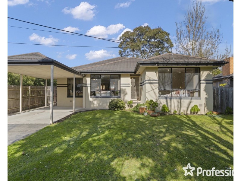 1/18 Broughton Avenue, Croydon VIC 3136