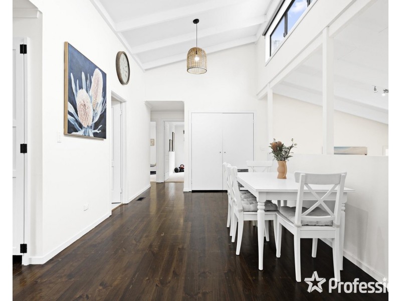 22-24 Beverley Drive, Healesville VIC 3777