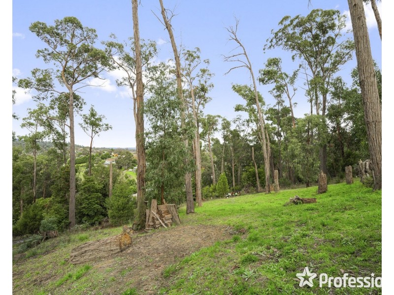 22-24 Beverley Drive, Healesville VIC 3777
