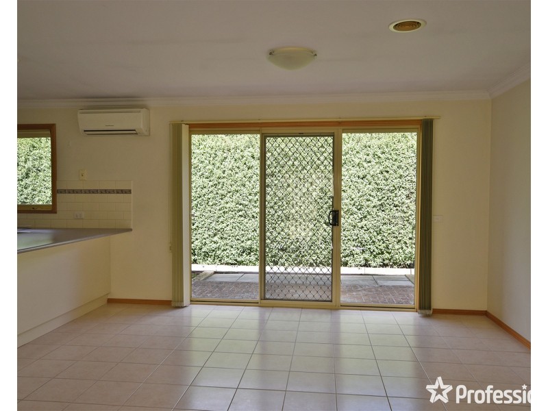 3/8 Devenish Avenue, Montrose VIC 3765