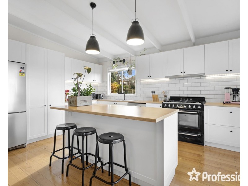 3 Rangeview Road, Mount Evelyn VIC 3796