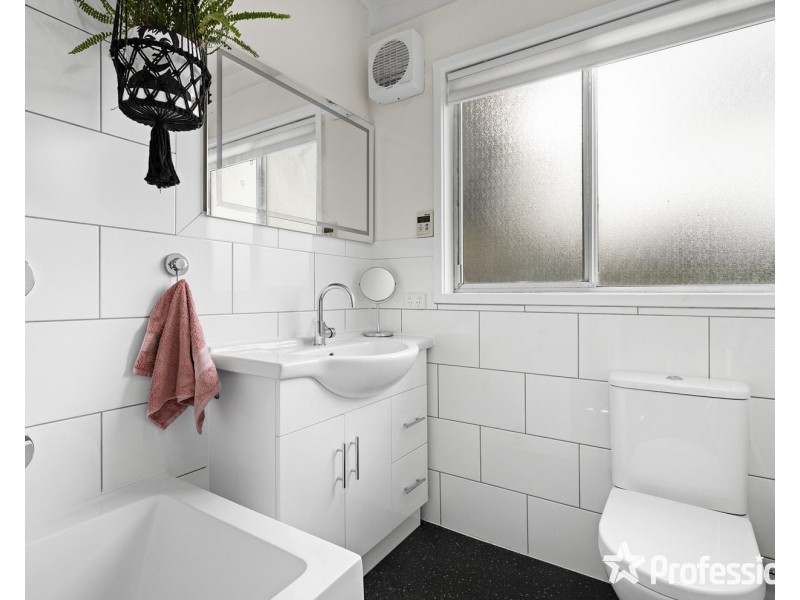 3 Rangeview Road, Mount Evelyn VIC 3796