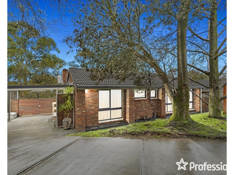 15 Thornton Court, Mooroolbark VIC 3138