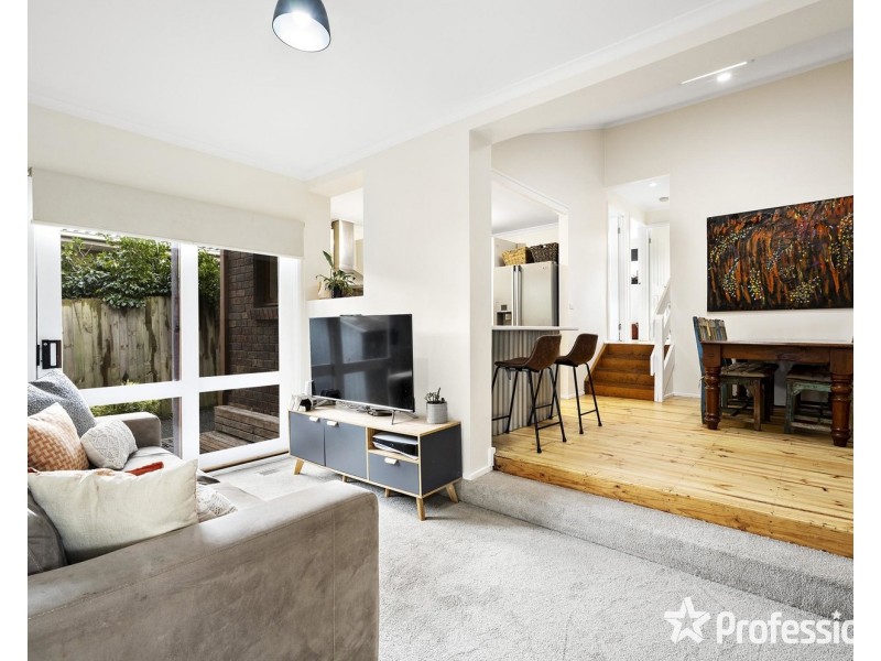 15 Thornton Court, Mooroolbark VIC 3138