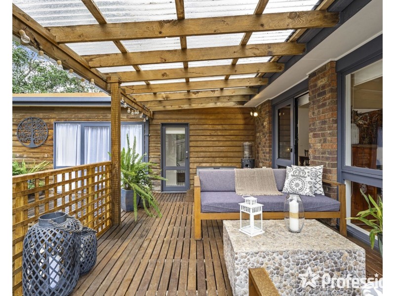 15 Thornton Court, Mooroolbark VIC 3138