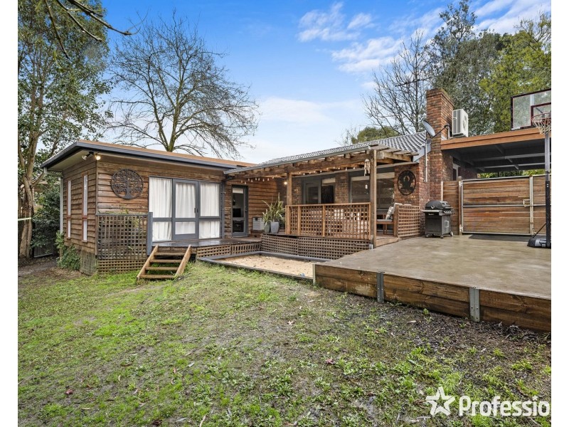 15 Thornton Court, Mooroolbark VIC 3138