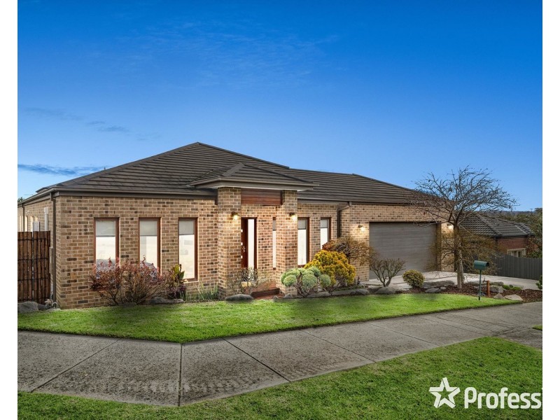 48 Tudor Drive, Mooroolbark VIC 3138