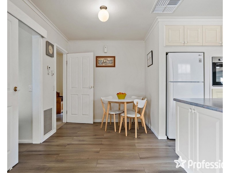 5 Warruga Court, Croydon VIC 3136